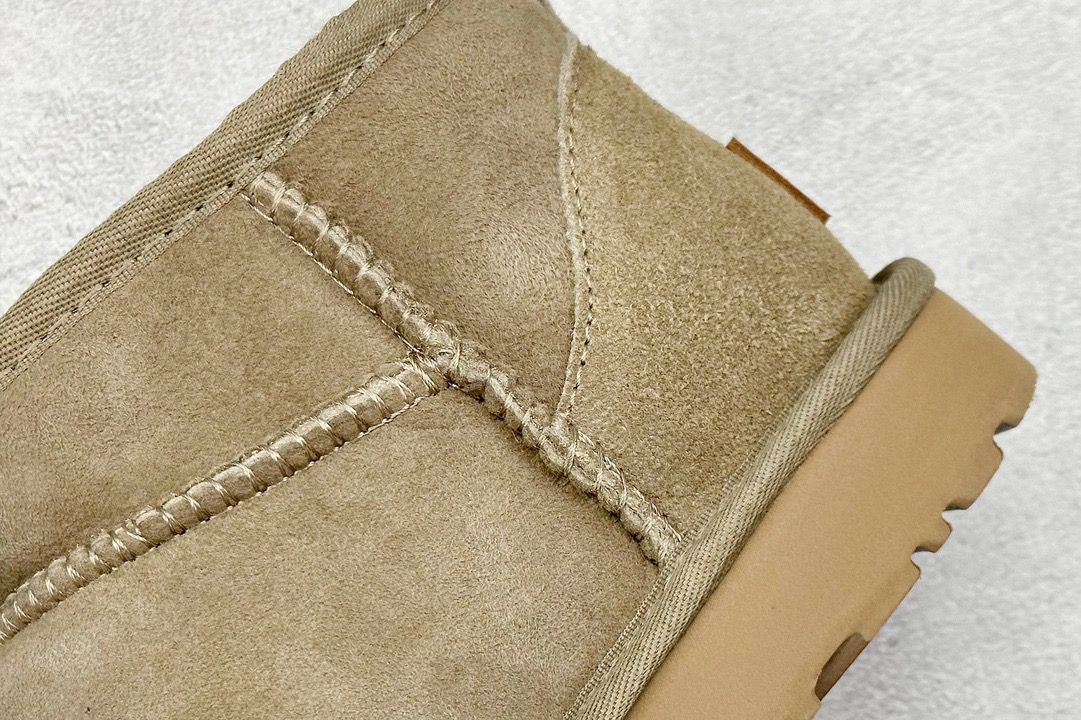Ugg Classic Boot Mini Taupe