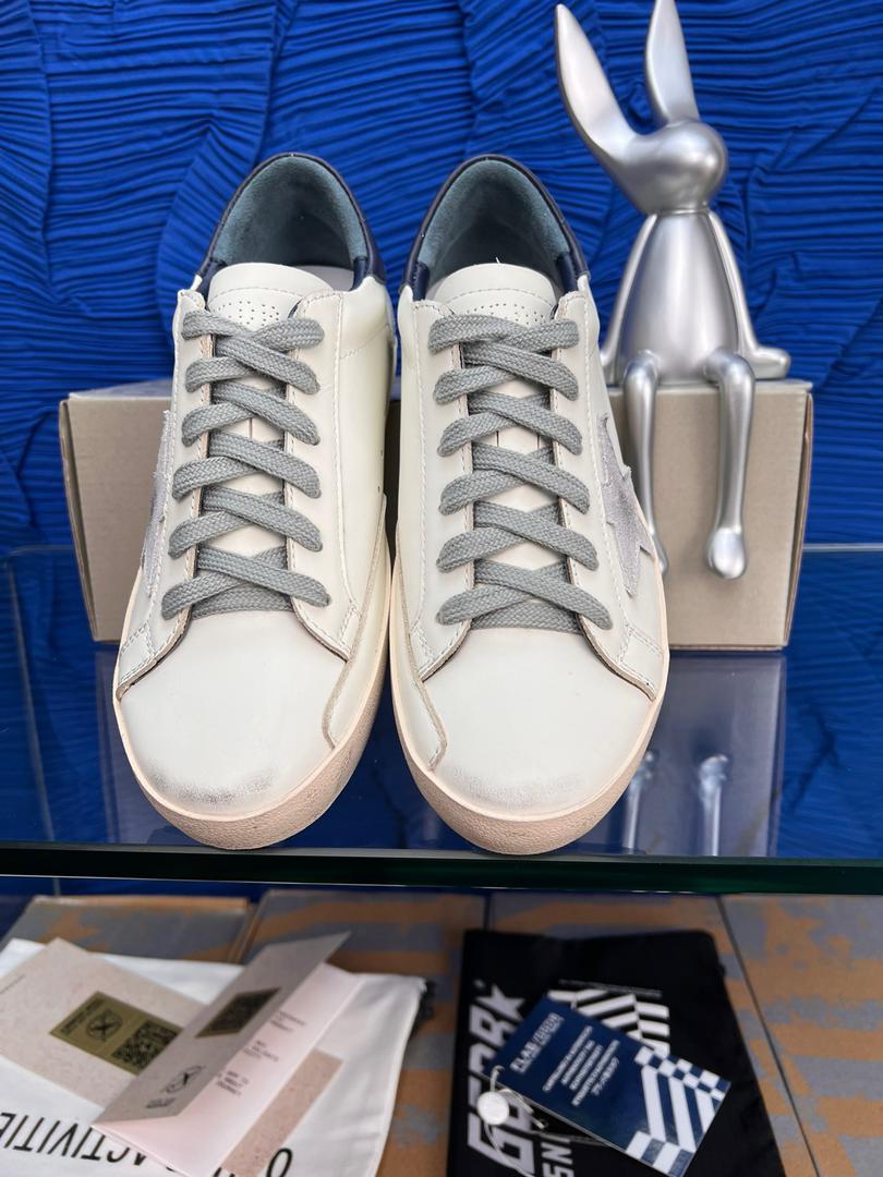 Golden Goose 900 White