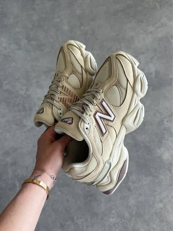 9060 New Balance White 2025