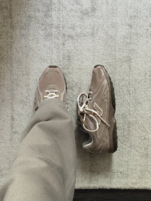 New Balance 204L