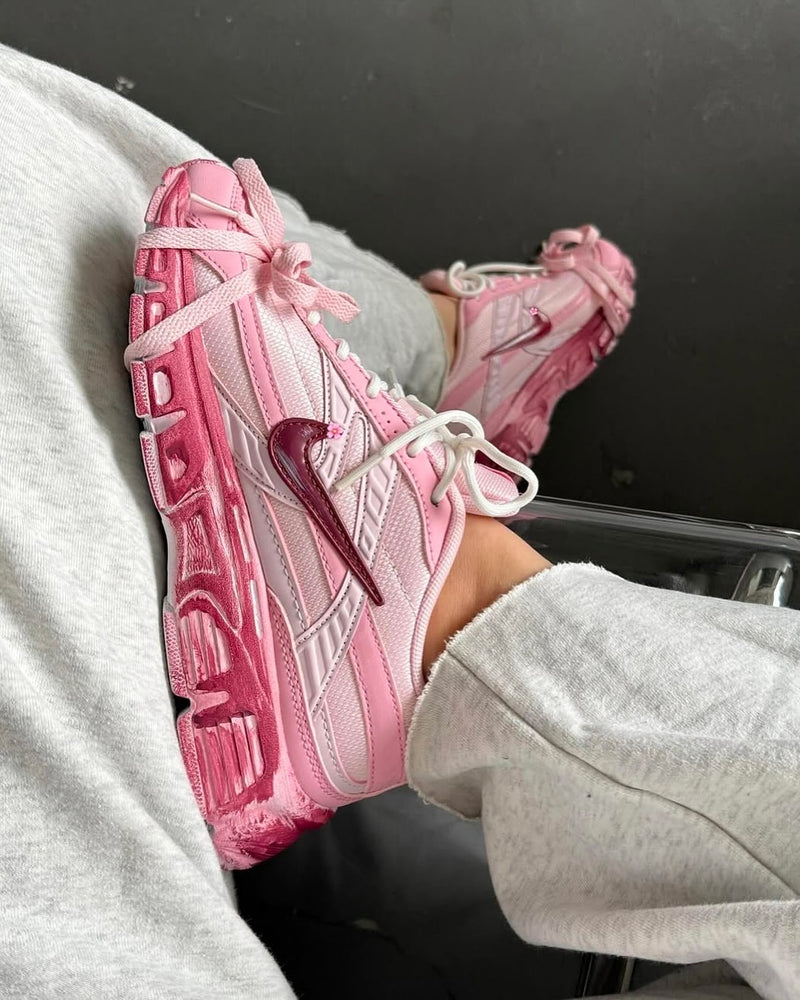 Nike initiator rose