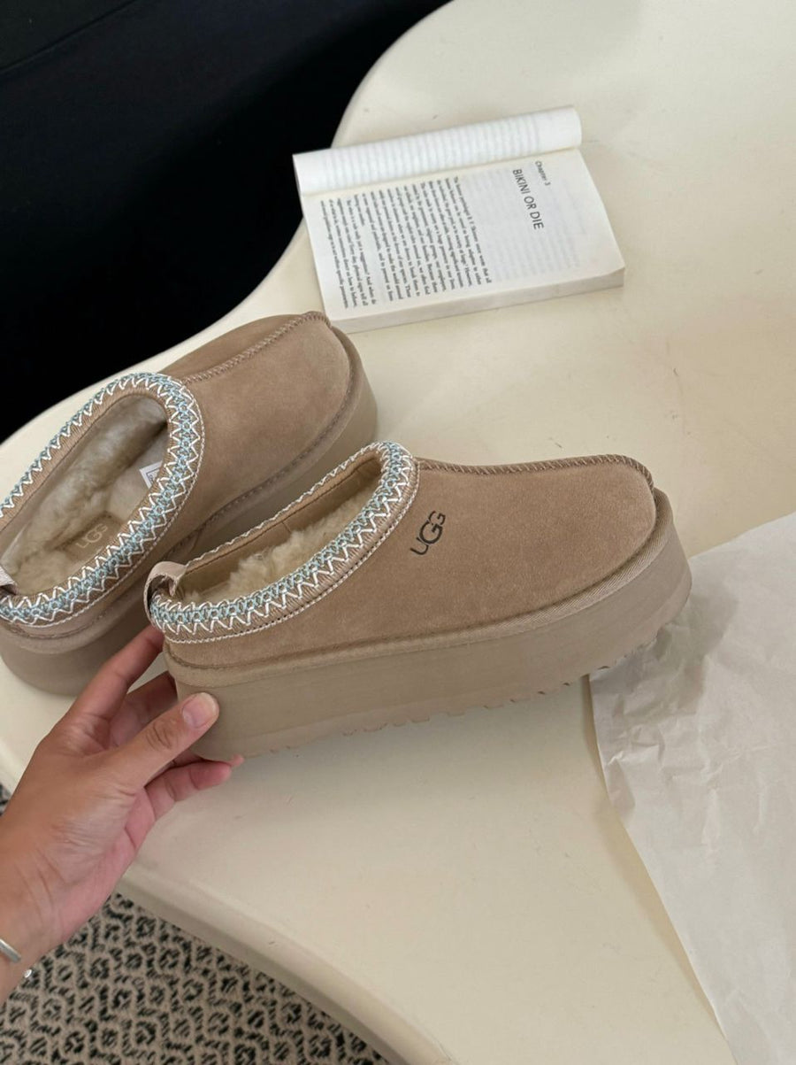 Ugg botte taille basse TAZZ Sand