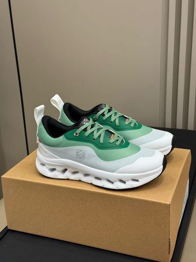 Les baskets ON x Loewe Cloudtilt 2.0. Green