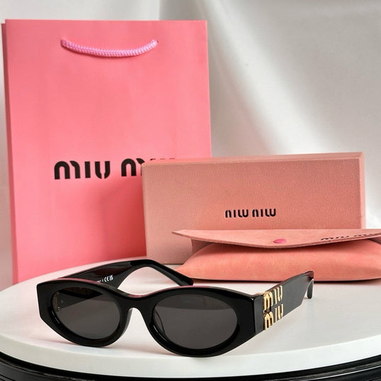 Sunglasses Miu miu