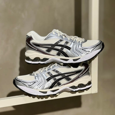 ASICS baskets Gel Kayano 14 Cream Black metallic Plum