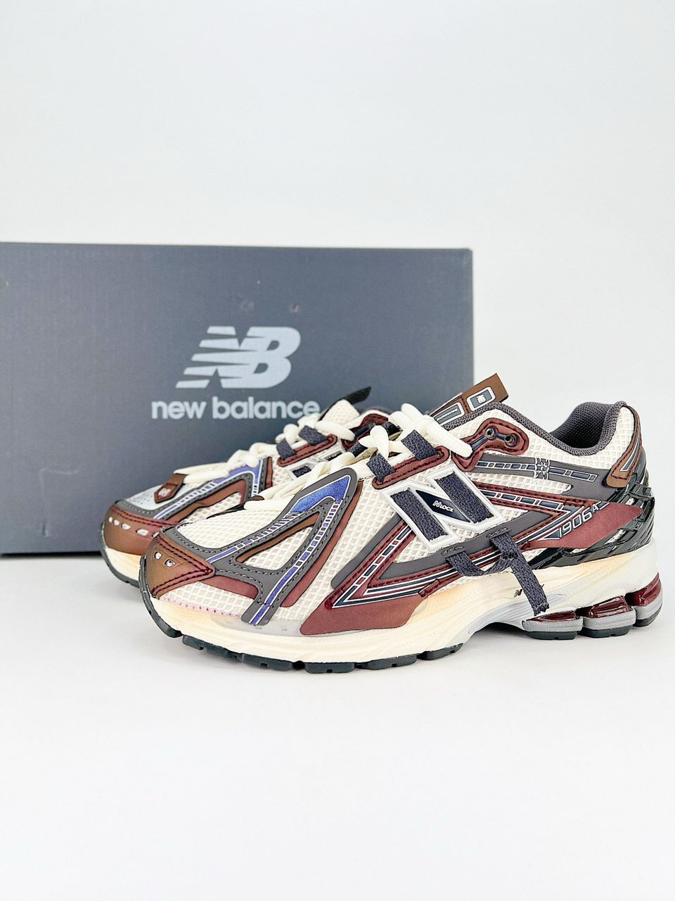 1906A New Balance bordeau 2025