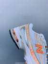 New Balance 740