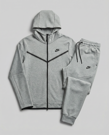 Nike tech gris