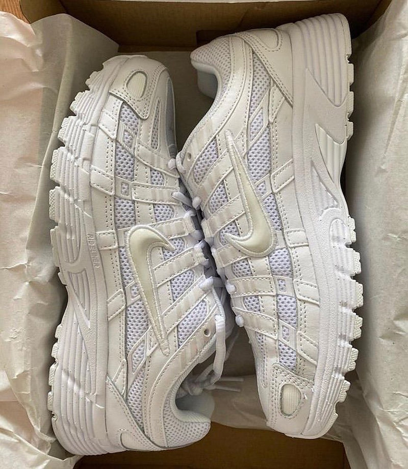 Nike Air max Moto 2k