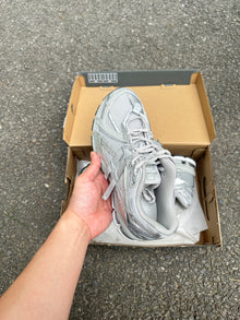 1906a New Balance Gray Metallic 2025 (Lacets offered)