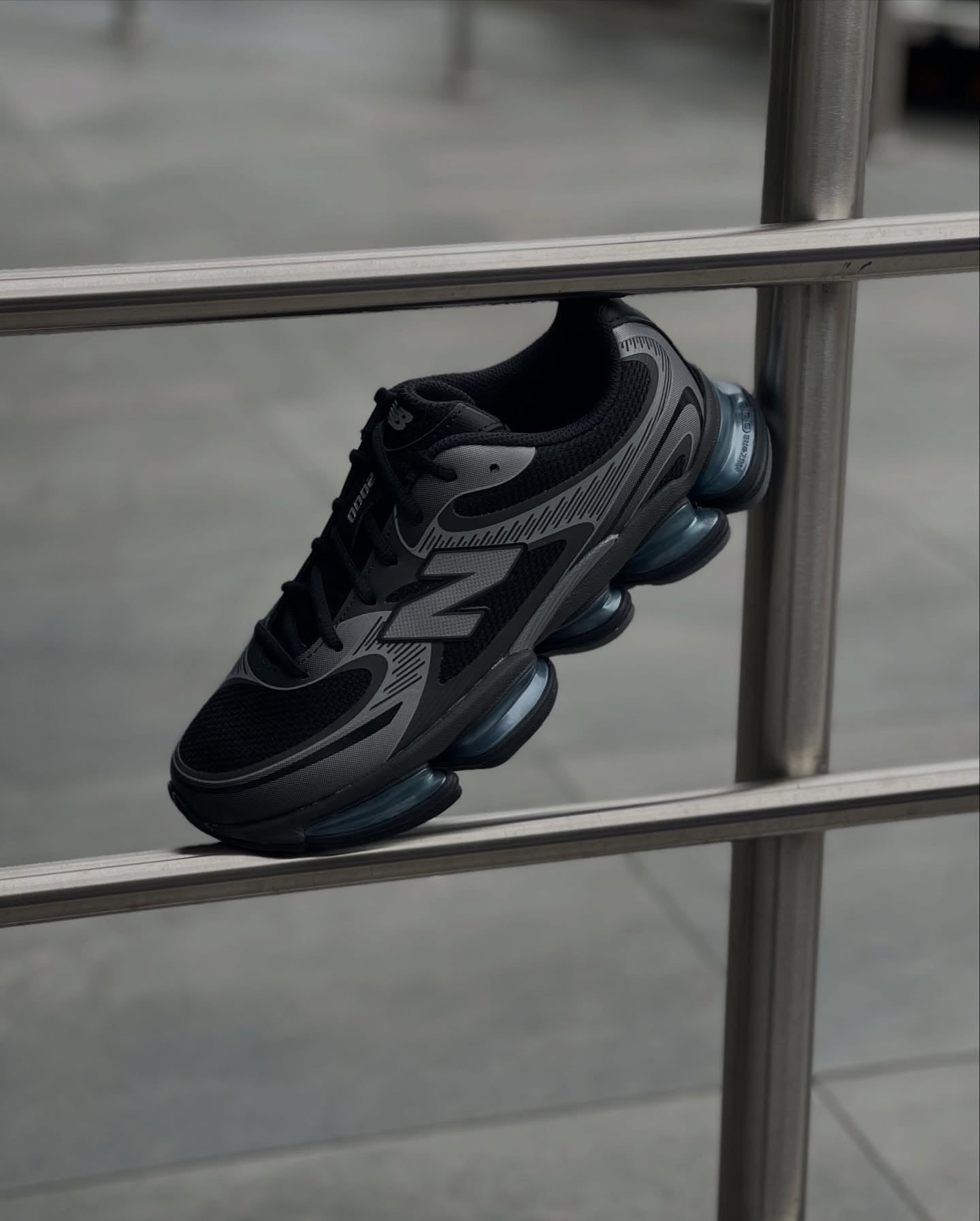 New Balance 2000 Abzorb