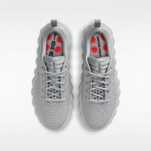 Nike Mind 002