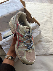 Asics Gel-Kahana 8, top view