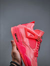 Jordan 4 Retro
Hot Punch