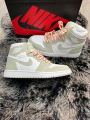 Sneakers - Apple green Air Jordan