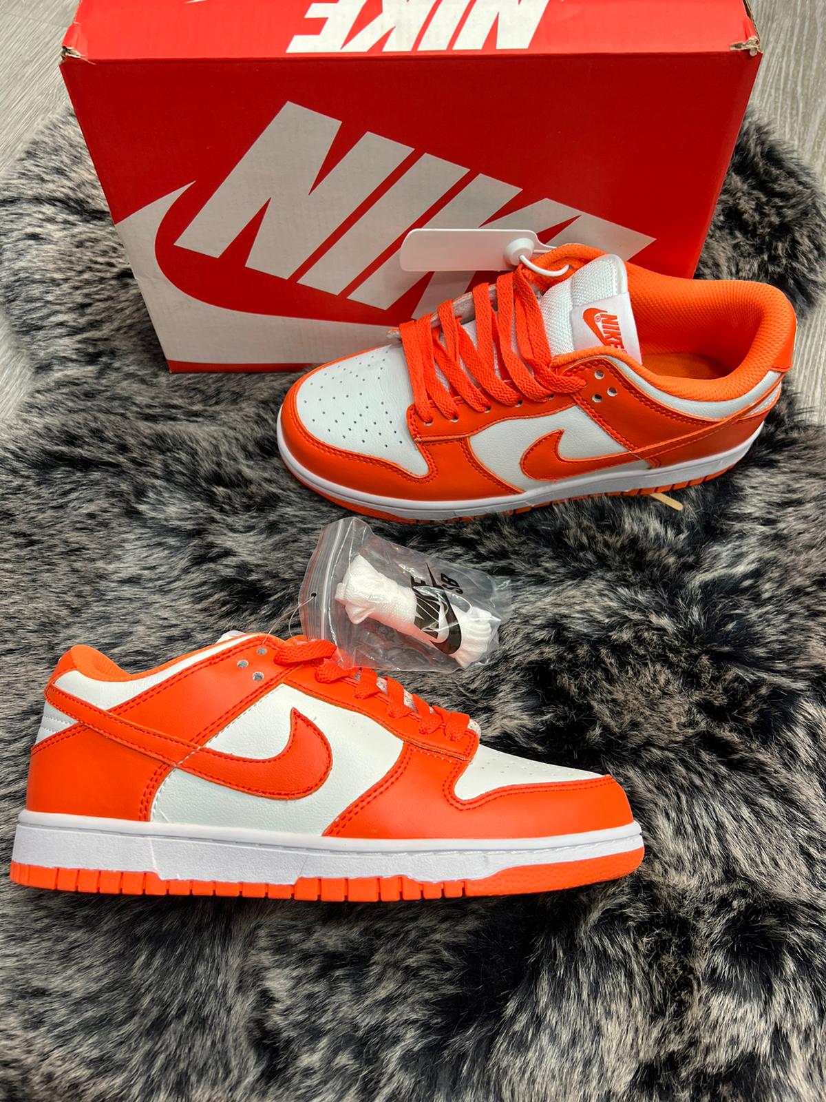 Sneakers - Dunk Low SP Orange Blaze (Syracuse)